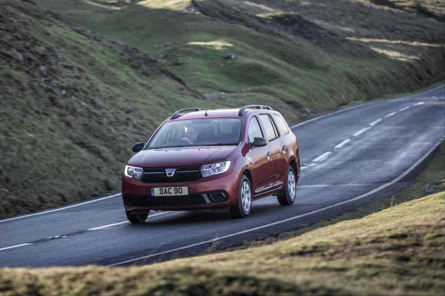  Dacia Logan MCV 2017 года  (UK) (фото 14 из 30)